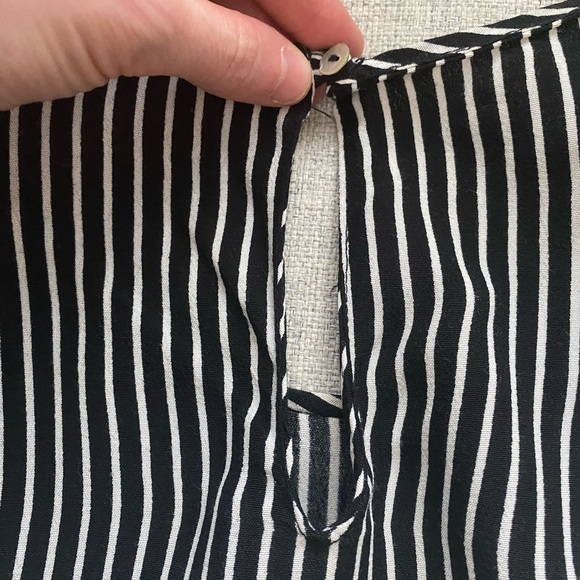 Zara XS striped blouse - Picture 3 of 5